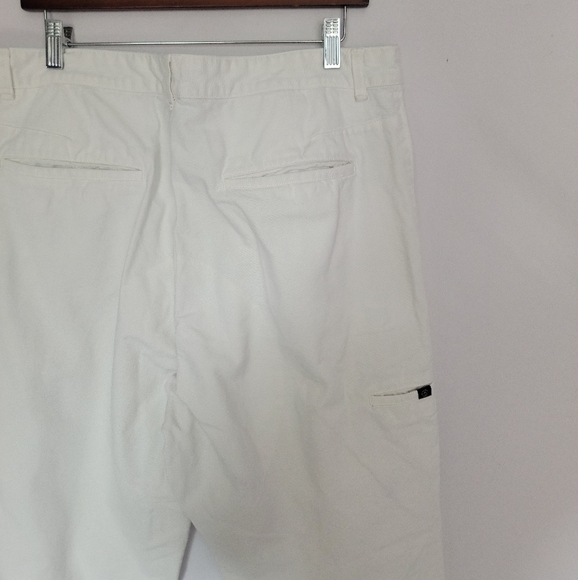 Women's size 36 Rag & Bone white patched jeans - Picture 5 of 7